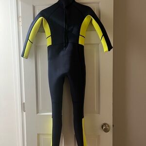 Goldfin kids navy wetsuit